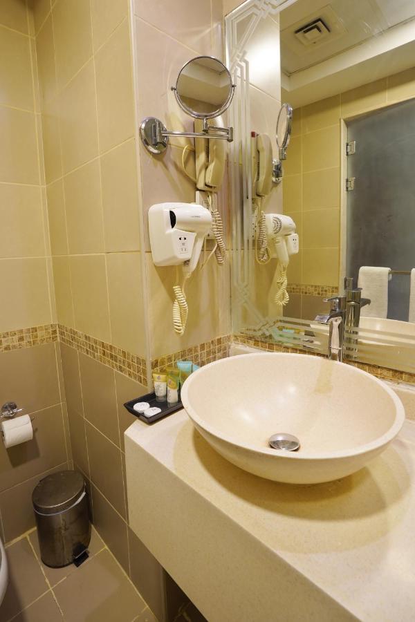 Cube Hotel Дубай Экстерьер фото